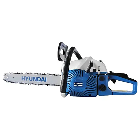 Το HYUNDAI HCS3800G είναι ένα ελαφρύ και ισχυρό αλυσοπρίονο βενζίνης, ιδανικό για οικιακή και ημιεπαγγελματική χρήση. Με κινητήρα 2 ίππων – 38cc και λάμα 40cm, προσφέρει άριστη ισορροπία, άνεση και δύναμη κοπής