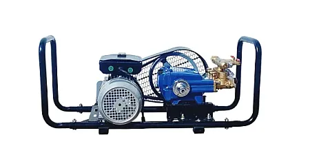 Ψεκαστικό συγκρότημα 40bar 36lit  3HP/220V σε βάση με λάστιχο αναρρόφησης, φίλτρο και λάστιχο για τα επιστρεφόμενα