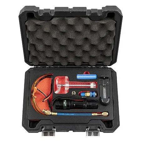 Κιτ Διάγνωσης Διαρροής Κλιματιστικών – QUATROS QS-13134 Με UV λάμπα LED, γυαλιά προστασίας, σύριγγα και εξαρτήματα R134a