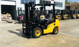 Κλαρκ REDDOT Forklift 2500kg