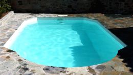 Πολυεστερική πισίνα (fiberglass) 6.5mx3.4m
