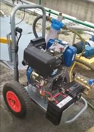 Αντλία υψηλής πίεσης για βενζινοκινητήρες και πετρελαίοκινητήρες 300bar 15li με ρυθμιστή πίεσης μανόμετρο φίλτρο εισόδου udor made in italy